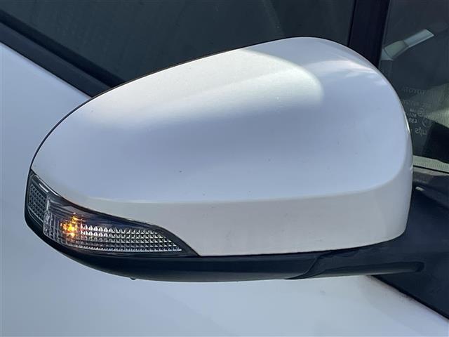 アクア Ｘ－アーバン　禁煙　純正７型ＳＤナビ　バックカメラ　純正１６インチアルミホイール　ビルトインＥＴＣ　純正ＬＥＤヘッドライト　前ドライブレコーダー　２トーンカラー　ハーフレザー　スマートキー　ステアリングスイッチ（40枚目）