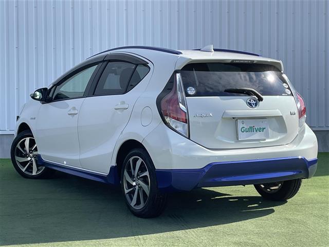 アクア Ｘ－アーバン　禁煙　純正７型ＳＤナビ　バックカメラ　純正１６インチアルミホイール　ビルトインＥＴＣ　純正ＬＥＤヘッドライト　前ドライブレコーダー　２トーンカラー　ハーフレザー　スマートキー　ステアリングスイッチ（43枚目）