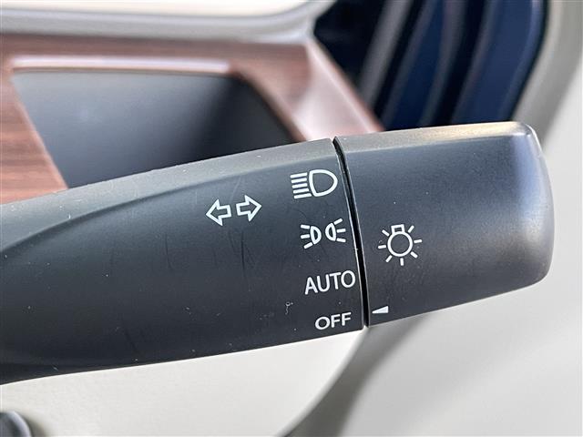 アルトラパン Ｓセレクション　禁煙車　カロッツェリア８型ナビ　全方位カメラ　衝突被害軽減　ＨＩＤオートヘッドライト　シートヒーター　ビルトインＥＴＣ　ドラレコ　アイドリングストップ　プッシュスタート　スマートキー　スペアキー（24枚目）