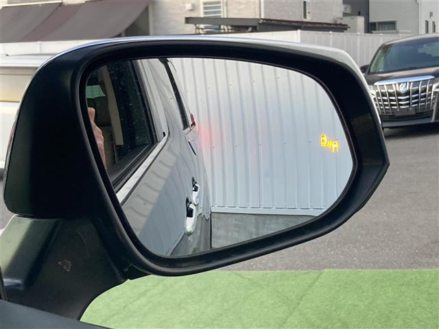 アルファード ３．５エグゼクティブラウンジＳ　禁煙　純正１０．５型ナビ　パノラミックビュー　ツインムーンルーフ　ベージュレザーシート　パワーシート　シートヒーター　エアシート　後席モニター　ステアリングヒーター　パワーバックドア　プッシュスタート（29枚目）