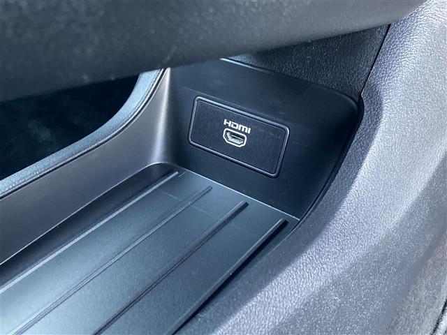 オーラ ニスモ　禁煙車　純正９型ナビ　全方位カメラ　エマブレ　レーダークルコン　ソナー　ＢＳＭ　ＬＥＤオートライト　フォグランプ　リアフォグ　置くだけ充電　専用ハーフレザーシート　デジタルインナーミラー　スマートキー（16枚目）