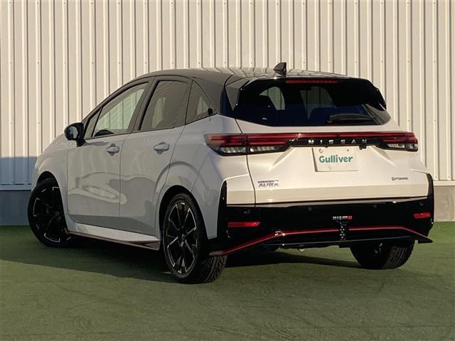 オーラ ニスモ　禁煙車　純正９型ナビ　全方位カメラ　エマブレ　レーダークルコン　ソナー　ＢＳＭ　ＬＥＤオートライト　フォグランプ　リアフォグ　置くだけ充電　専用ハーフレザーシート　デジタルインナーミラー　スマートキー（43枚目）