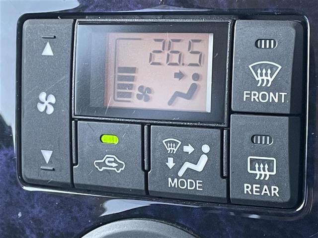 タント カスタムX トップエディションSAIII 純正ナビ 衝突軽減 Bカメラ シートヒーター アイドリングストップ 片側パワースライドドア LEDヘッドライト オートハイビーム ハーフレザーシート サンシェード プッシュスタート スマートキー(9枚目)