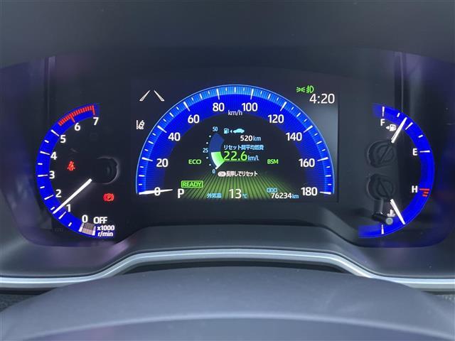 カローラスポーツ ハイブリッドＧ　Ｚ　禁煙車　純正８型ＤＡ　ナビ機能付き　バックカメラ　革巻きステアリング　ステアリングリモコン　レーダークルーズコントロール　ＬＥＤヘッドライト　ＬＥＤフォグライト　スマートキー　プッシュスタート　ＥＴＣ（17枚目）