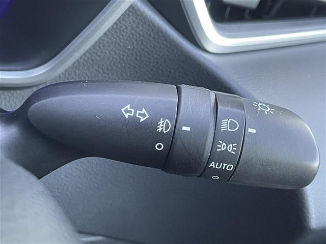 カローラスポーツ ハイブリッドＧ　Ｚ　禁煙車　純正８型ＤＡ　ナビ機能付き　バックカメラ　革巻きステアリング　ステアリングリモコン　レーダークルーズコントロール　ＬＥＤヘッドライト　ＬＥＤフォグライト　スマートキー　プッシュスタート　ＥＴＣ（24枚目）