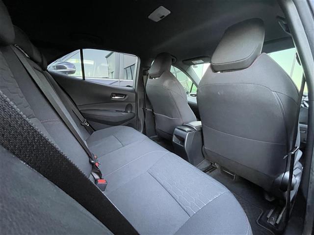 カローラスポーツ ハイブリッドＧ　Ｚ　禁煙車　純正８型ＤＡ　ナビ機能付き　バックカメラ　革巻きステアリング　ステアリングリモコン　レーダークルーズコントロール　ＬＥＤヘッドライト　ＬＥＤフォグライト　スマートキー　プッシュスタート　ＥＴＣ（28枚目）