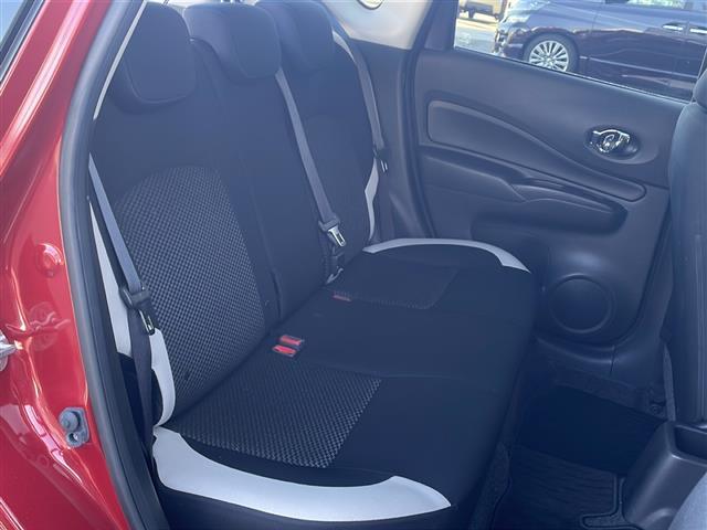 ノート ｅ－パワー　Ｘ　禁煙車　純正７インチナビ　フルセグ　ＣＤ　ＤＶＤ　Ｂｌｕｅｔｏｏｔｈ　ＡＭ　ＦＭ　全方位カメラ　全方位カメラ連動ルームミラー　オートハイビーム　追従型クルコン　純正１５インチアルミ　純正フロアマット（26枚目）