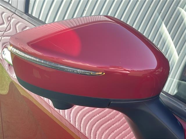 ノート ｅ－パワー　Ｘ　禁煙車　純正７インチナビ　フルセグ　ＣＤ　ＤＶＤ　Ｂｌｕｅｔｏｏｔｈ　ＡＭ　ＦＭ　全方位カメラ　全方位カメラ連動ルームミラー　オートハイビーム　追従型クルコン　純正１５インチアルミ　純正フロアマット（39枚目）