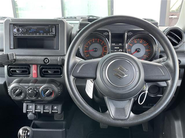 ジムニー ＸＧ　ワンオーナー　禁煙車　カーオーディオ　ＭＴ　４ＷＤ　純正１６インチアルミホイール　ロッドホルダー　リアアンダーミラー　背面タイヤ　リフトアップ　ヒルディセントコントロール　レーンキープアシスト　ＥＴＣ（10枚目）