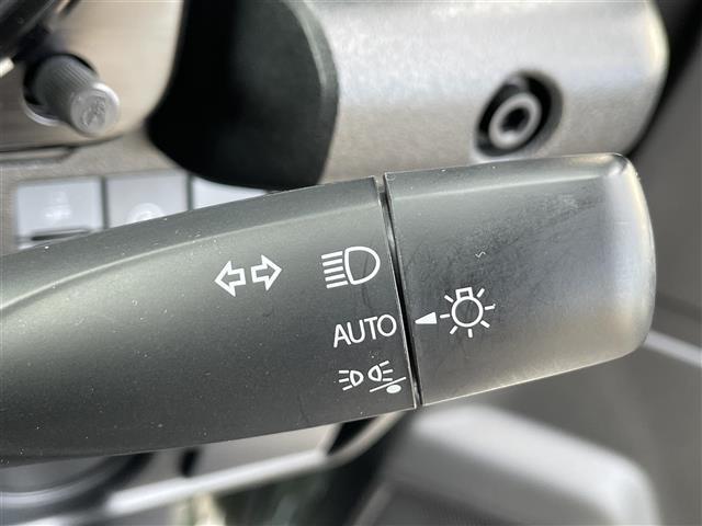 ジムニー ＸＧ　ワンオーナー　禁煙車　カーオーディオ　ＭＴ　４ＷＤ　純正１６インチアルミホイール　ロッドホルダー　リアアンダーミラー　背面タイヤ　リフトアップ　ヒルディセントコントロール　レーンキープアシスト　ＥＴＣ（18枚目）