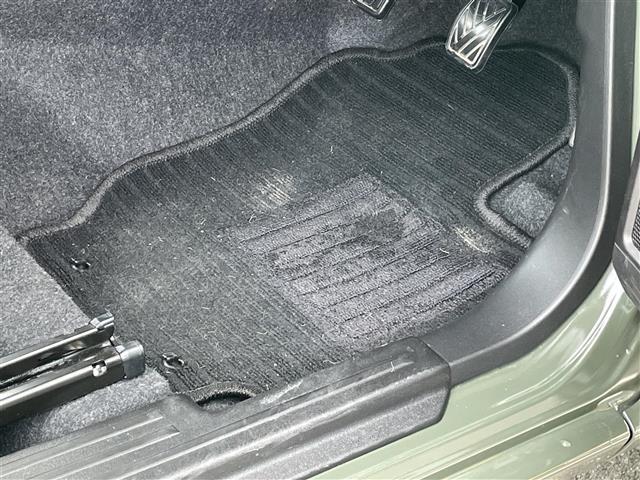 ジムニー ＸＧ　ワンオーナー　禁煙車　カーオーディオ　ＭＴ　４ＷＤ　純正１６インチアルミホイール　ロッドホルダー　リアアンダーミラー　背面タイヤ　リフトアップ　ヒルディセントコントロール　レーンキープアシスト　ＥＴＣ（27枚目）