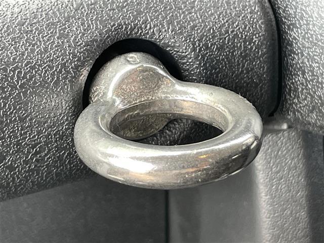 ジムニー ＸＧ　ワンオーナー　禁煙車　カーオーディオ　ＭＴ　４ＷＤ　純正１６インチアルミホイール　ロッドホルダー　リアアンダーミラー　背面タイヤ　リフトアップ　ヒルディセントコントロール　レーンキープアシスト　ＥＴＣ（29枚目）