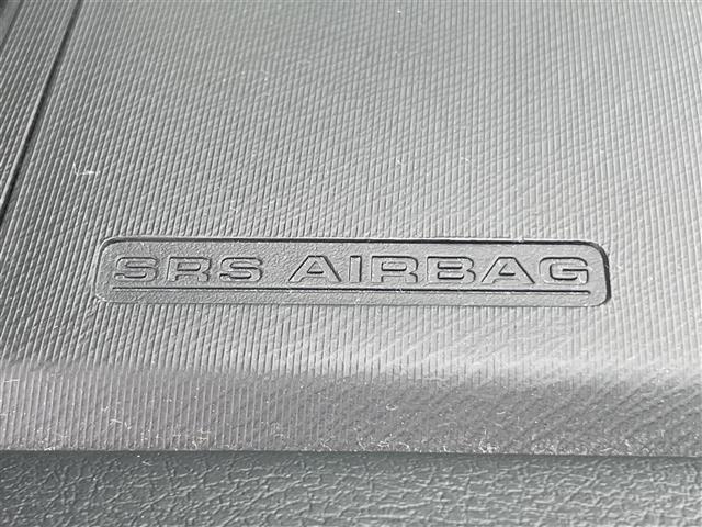 アクア Sスタイルブラック 禁煙車 ディーラー純正ナビ 全方位カメラ フルセグTV LEDオートヘッドライト シートヒーター プリクラッシュセーフティ レーンキープ ソナー ビルトインETC プッシュスタート スマートキー(9枚目)