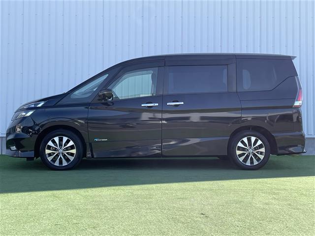 セレナ ハイウェイスター VセレクションII 禁煙 純正9型ナビ 後席モニター エマージェンシーブレーキ パーキングアシスト 踏み間違い衝突防止アシスト 車線逸脱警報 衝突安全ボディ サイドインパクトバー LEDヘッド 全方位カメラ ETC(34枚目)