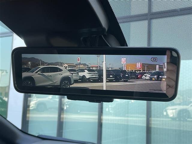 ノート e-パワー ニスモ 禁煙車 純正ナビ 全方位カメラ ETC 前ドライブレコーダー デジタルインナーミラー 衝突軽減システム レーンキープアシスト クリアランスソナー LEDライト 純正フロアマット 純正16インチアルミ(7枚目)