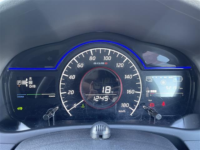 ノート e-パワー ニスモ 禁煙車 純正ナビ 全方位カメラ ETC 前ドライブレコーダー デジタルインナーミラー 衝突軽減システム レーンキープアシスト クリアランスソナー LEDライト 純正フロアマット 純正16インチアルミ(17枚目)