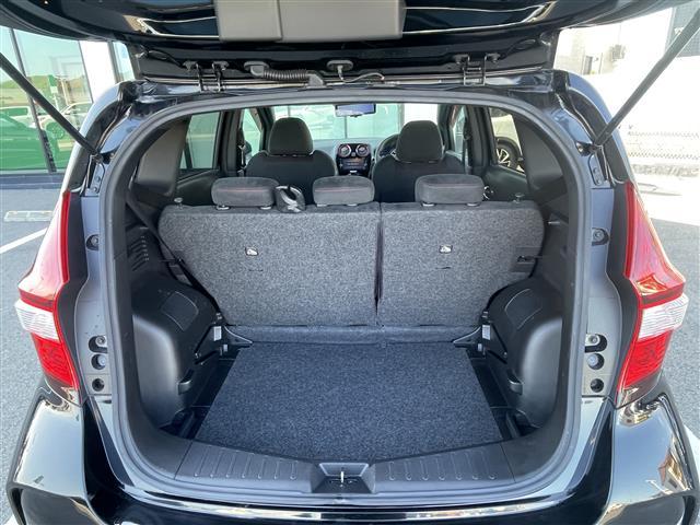 ノート e-パワー ニスモ 禁煙車 純正ナビ 全方位カメラ ETC 前ドライブレコーダー デジタルインナーミラー 衝突軽減システム レーンキープアシスト クリアランスソナー LEDライト 純正フロアマット 純正16インチアルミ(27枚目)