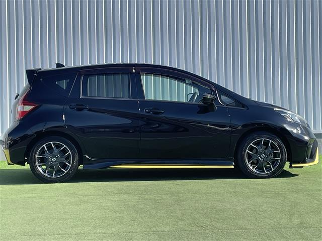 ノート e-パワー ニスモ 禁煙車 純正ナビ 全方位カメラ ETC 前ドライブレコーダー デジタルインナーミラー 衝突軽減システム レーンキープアシスト クリアランスソナー LEDライト 純正フロアマット 純正16インチアルミ(35枚目)