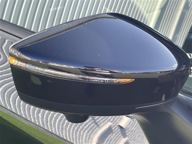 ノート e-パワー ニスモ 禁煙車 純正ナビ 全方位カメラ ETC 前ドライブレコーダー デジタルインナーミラー 衝突軽減システム レーンキープアシスト クリアランスソナー LEDライト 純正フロアマット 純正16インチアルミ(41枚目)