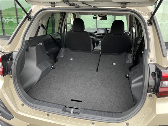 ライズ Z 禁煙車 純正9型ディスプレイオーディオ バックカメラ フルセグ シートヒーター 革巻きステアリング ステアリングリモコン レーダークルーズコントロール LEDライト LEDフォグライト スマートキー(31枚目)