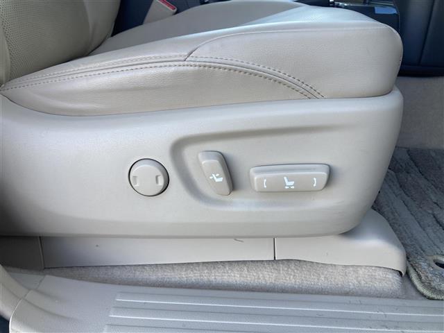 ランドクルーザープラド TX Lパッケージ 禁煙車 純正9型ナビ 全方位カメラ ベージュレザー シートベンチレーション プリクラッシュセーフティ レーダークルコン ソナー BSM LEDオートヘッドライト ビルトインETC プッシュスタート(5枚目)