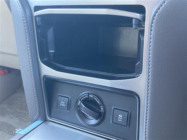 ランドクルーザープラド TX Lパッケージ 禁煙車 純正9型ナビ 全方位カメラ ベージュレザー シートベンチレーション プリクラッシュセーフティ レーダークルコン ソナー BSM LEDオートヘッドライト ビルトインETC プッシュスタート(15枚目)