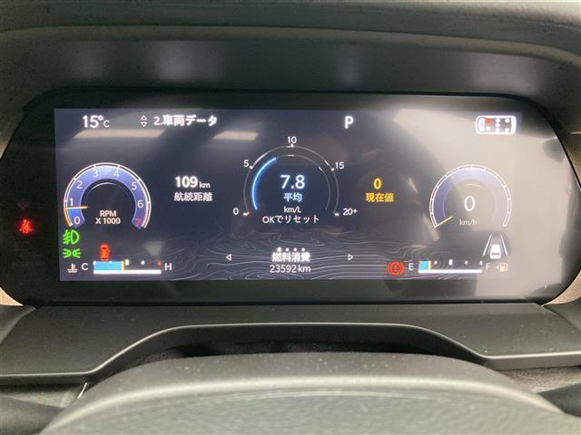 ジープ・グランドチェロキーL リミテッド 禁煙車 メーカー純正ナビ 全方位カメラ サンルーフ ベージュレザーシート パワーシート シートベンチレーション ステアヒーター LEDオートヘッドライト フォグ リアフォグ 前後ドラレコ ETC2.0(7枚目)