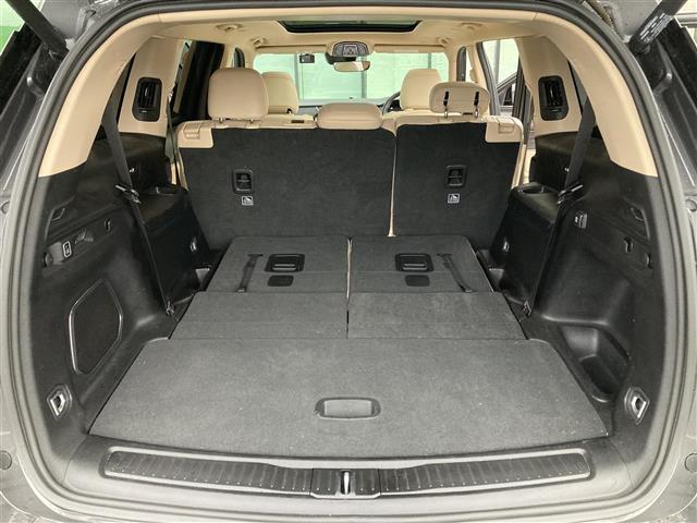 ジープ・グランドチェロキーL リミテッド 禁煙車 メーカー純正ナビ 全方位カメラ サンルーフ ベージュレザーシート パワーシート シートベンチレーション ステアヒーター LEDオートヘッドライト フォグ リアフォグ 前後ドラレコ ETC2.0(26枚目)