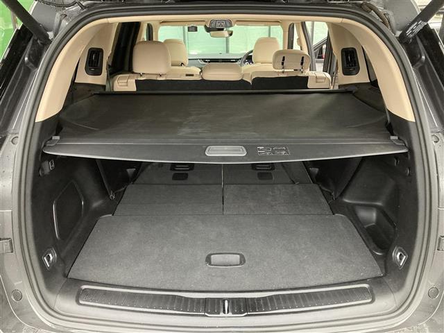 ジープ・グランドチェロキーL リミテッド 禁煙車 メーカー純正ナビ 全方位カメラ サンルーフ ベージュレザーシート パワーシート シートベンチレーション ステアヒーター LEDオートヘッドライト フォグ リアフォグ 前後ドラレコ ETC2.0(27枚目)