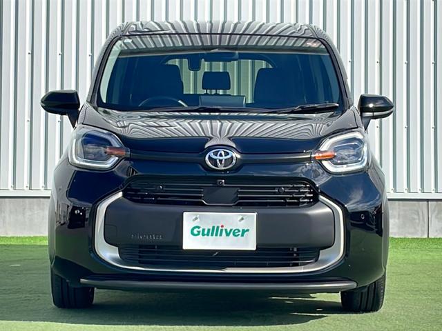 シエンタ ハイブリッドＺ　禁煙車　１０．５型ＤＰオーディオ　フルセグＴＶ　Ｂカメラ　全方位　シートヒーター　ステリアングヒーター　革巻きステアリング　コーナーセンサー　追従型クルコン　　レーンキープＡ　両側電動　ＥＴＣ　ＬＥＤ（5枚目）