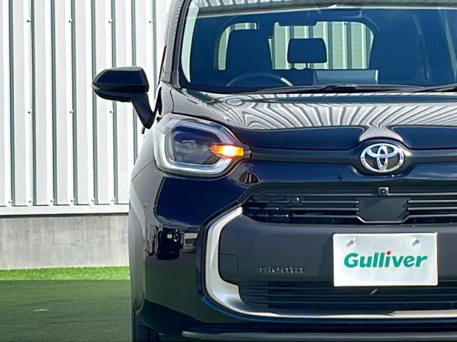 シエンタ ハイブリッドＺ　禁煙車　１０．５型ＤＰオーディオ　フルセグＴＶ　Ｂカメラ　全方位　シートヒーター　ステリアングヒーター　革巻きステアリング　コーナーセンサー　追従型クルコン　　レーンキープＡ　両側電動　ＥＴＣ　ＬＥＤ（6枚目）