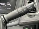 ハイブリッド　禁煙車　純正８インチナビ　バックカメラ　追従型クルコン　ＬＥＤヘッドライト　ハーフレザーシート　前席シートヒーター　純正１８インチアルミ　アイドリングストップ　オートブレーキホールド　電子パーキング（23枚目）