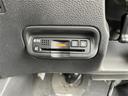 ハイブリッド　禁煙車　純正８インチナビ　バックカメラ　追従型クルコン　ＬＥＤヘッドライト　ハーフレザーシート　前席シートヒーター　純正１８インチアルミ　アイドリングストップ　オートブレーキホールド　電子パーキング（32枚目）