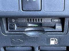 �����٤ϥ���С��κ߸ˤ���ĺ���ޤ��ơ�ͭ���񤦸�¤��ޤ�������С����롼�פο����߸ˤ����䤷�Ƥ���ޤ��� 6