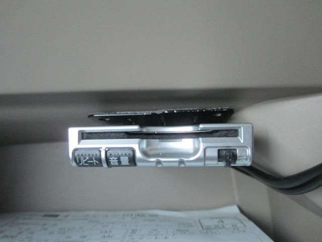 N-BOX G・Lパッケージ ナビゲーション/バックカメラ/ETC/電動格納ドアミラー/キーレスエントリーキー/片側電動スライドドア/アイドリングストップ/盗難防止装置/横滑り防止装置/頸部衝撃緩和ヘッドレスト/(52枚目)