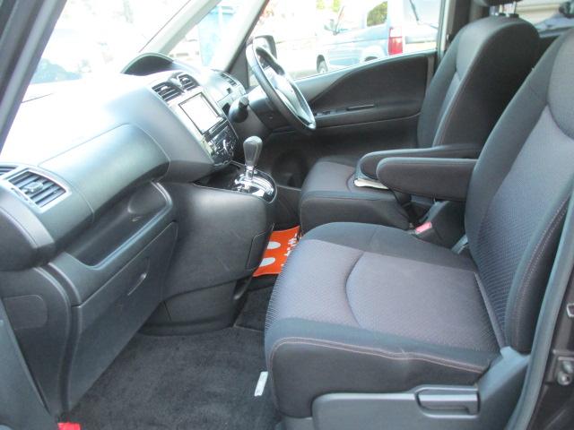 セレナ ハイウェイスター　Ｖセレクション　ナビゲーション／バックカメラ／両側電動スライドドア／ＥＴＣ／電動格納ドアミラー／クルーズコン／ロール／キーレスエントリーキー／フォグランプ／盗難防止装置／横滑り防止装置／頸部衝撃緩和ヘッドレスト（36枚目）