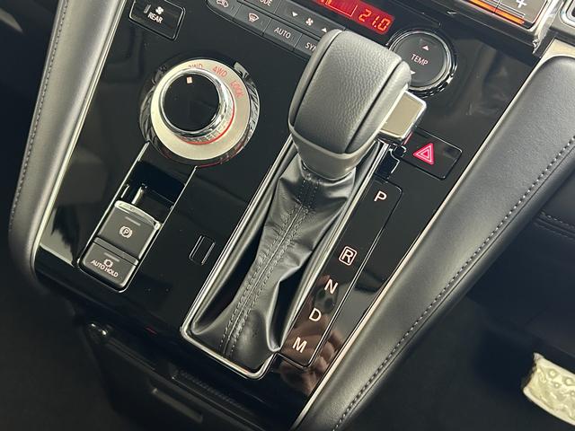 デリカＤ：５ ブラックエディション　登録済未使用車・ブラックエディション　４ＷＤ　・ｅ－Ａｓｓｉｓｔ・オリジナルナビ取付パッケージ＋リアモニター取付ＰＫＧ・ＡＬＰＩＮＥ　Ｄ：５専用１１型ナビゲーション・ＡＬＰＩＮＥ１２．８型後席モニター（43枚目）