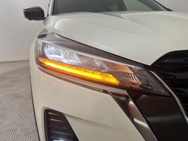 キックス Ｘ　ＦＯＵＲ　スタイルエディション　ワンオーナー／プロパイロット／ＤＯＰ９インチＳＤナビ／Ｂｌｕｅｔｏｏｔｈ／フルセグＴＶ／アラウンドビューモニタ／ビルトインＥＴＣ／ナビ連動ドラレコ前後／茶革シート／ステアリングヒーター／シートヒーター（19枚目）