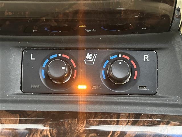 アルファードハイブリッド G 4WD・フリップダウン・純正ナビ・トヨタセーフティセンス・両側パワースライドドア・シートヒーター/エアコン・ドライブレコーダー・アダプティブクルーズコントロール・オートホールド・オートライト(11枚目)