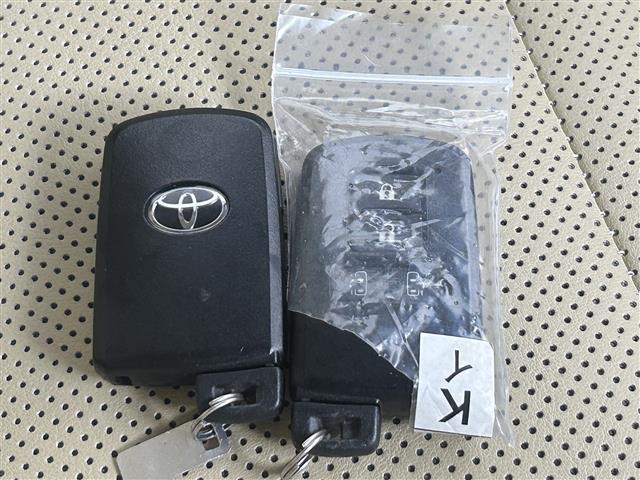 アルファードハイブリッド G 4WD・フリップダウン・純正ナビ・トヨタセーフティセンス・両側パワースライドドア・シートヒーター/エアコン・ドライブレコーダー・アダプティブクルーズコントロール・オートホールド・オートライト(13枚目)