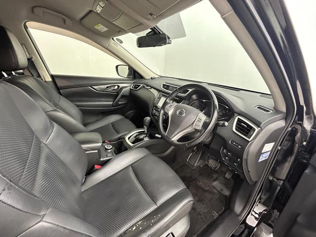 エクストレイル 20Xtt エマージェンシーブレーキパッケージ エマージェンシーブレーキ/レーンキープアシスト/ブラインドスポットモニター/メーカーナビ/アラウンドビューモニター/フルセグTV/Bluetooth/パワーバックドア/ビルトインETC/LED(41枚目)