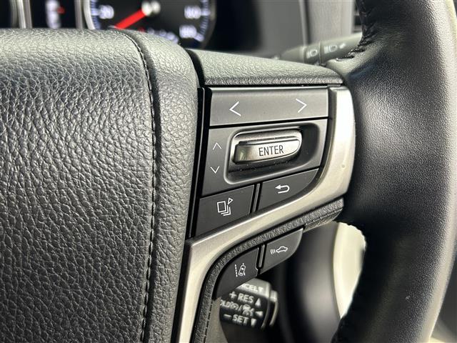 クラウンハイブリッド アスリートG Four 純正SDナビ/バックカメラ/ビルトインETC2.0/ドライブレコーダー/レザーシート/シートヒーター/エアシート/パワーシート/シートメモリー/トヨタセーフティセンス/社外レーダー探知機(12枚目)