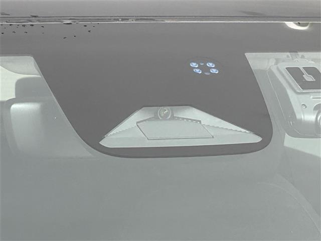 ヴェゼル ｅ：ＨＥＶ　Ｚ　・純正メモリーナビ　ＢＴ／ＵＳＢ／フルセグ・バックカメラ・ビルトインＥＴＣ・レーダークルーズコントロール・前後ドラレコ・ハーフレザーシート・シートヒーター・ワイヤレス充電・ＬＥＤヘッドライト（2枚目）