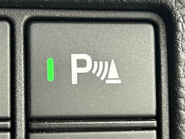 ヴェゼル ｅ：ＨＥＶ　Ｚ　・純正メモリーナビ　ＢＴ／ＵＳＢ／フルセグ・バックカメラ・ビルトインＥＴＣ・レーダークルーズコントロール・前後ドラレコ・ハーフレザーシート・シートヒーター・ワイヤレス充電・ＬＥＤヘッドライト（13枚目）