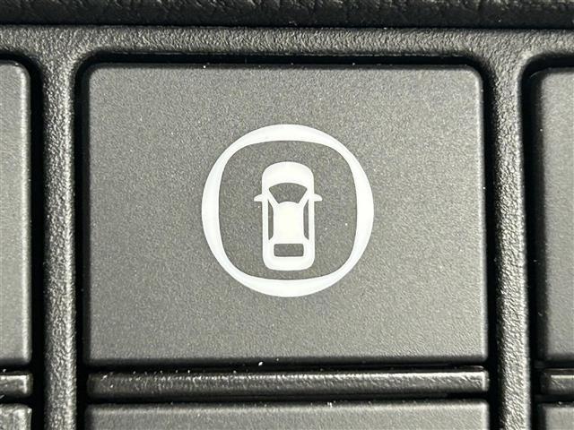 ヴェゼル ｅ：ＨＥＶ　Ｚ　・純正メモリーナビ　ＢＴ／ＵＳＢ／フルセグ・バックカメラ・ビルトインＥＴＣ・レーダークルーズコントロール・前後ドラレコ・ハーフレザーシート・シートヒーター・ワイヤレス充電・ＬＥＤヘッドライト（14枚目）