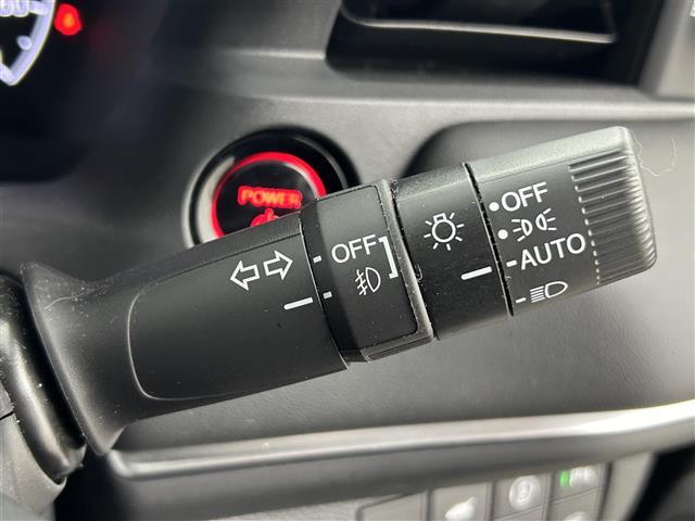 ヴェゼル ｅ：ＨＥＶ　Ｚ　・純正メモリーナビ　ＢＴ／ＵＳＢ／フルセグ・バックカメラ・ビルトインＥＴＣ・レーダークルーズコントロール・前後ドラレコ・ハーフレザーシート・シートヒーター・ワイヤレス充電・ＬＥＤヘッドライト（20枚目）