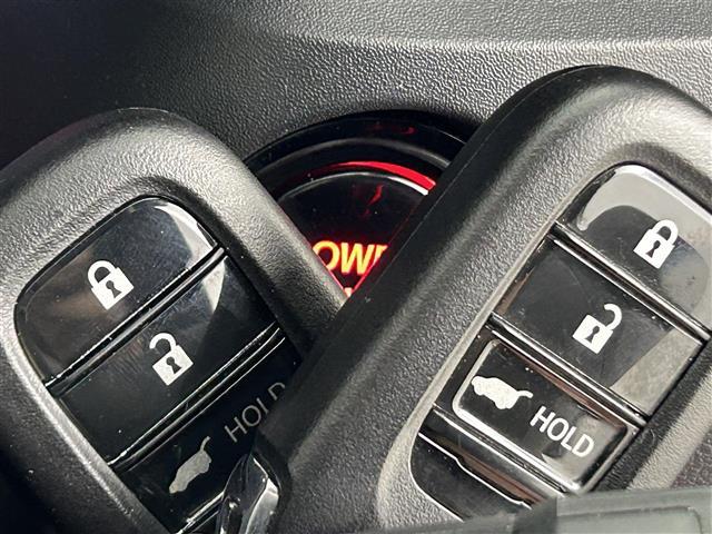 ヴェゼル ｅ：ＨＥＶ　Ｚ　・純正メモリーナビ　ＢＴ／ＵＳＢ／フルセグ・バックカメラ・ビルトインＥＴＣ・レーダークルーズコントロール・前後ドラレコ・ハーフレザーシート・シートヒーター・ワイヤレス充電・ＬＥＤヘッドライト（22枚目）