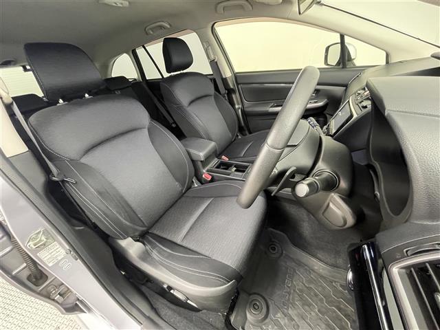 レヴォーグ 1.6GTアイサイト ・4WD・ディーラーオプションSDナビゲーション(CN-R300D) CD/DVD/SD/iPod/ワンセグ・ビルトインETC・バックカメラ・前後ドライブレコーダー(KZR-S100W)・前後ドラレコ(26枚目)