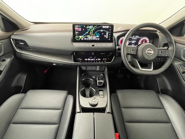 エクストレイル G e-4ORCE 衝突軽減ブレーキ/プロパイロット/全方位カメラ/純正ナビ/ディスプレイオーディオ/ドライブレコーダー/パワーシート/パワーバックドア/ETC2.0/シートヒーター/オートハイビーム/コーナーセンサー(4枚目)