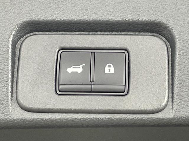 エクストレイル G e-4ORCE 衝突軽減ブレーキ/プロパイロット/全方位カメラ/純正ナビ/ディスプレイオーディオ/ドライブレコーダー/パワーシート/パワーバックドア/ETC2.0/シートヒーター/オートハイビーム/コーナーセンサー(14枚目)